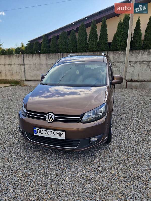 Минивэн Volkswagen Caddy 2013 в 