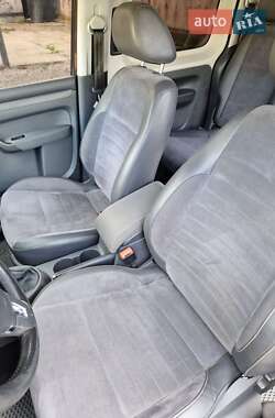 Минивэн Volkswagen Caddy 2013 в 