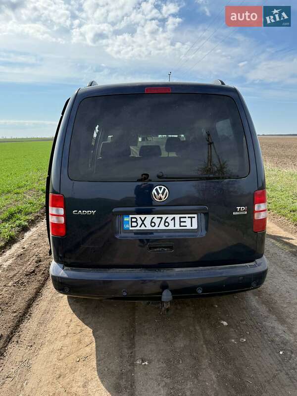 Мінівен Volkswagen Caddy 2011 в Томашполі