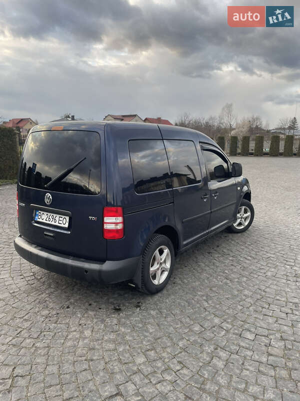 Минивэн Volkswagen Caddy 2012 в Львове