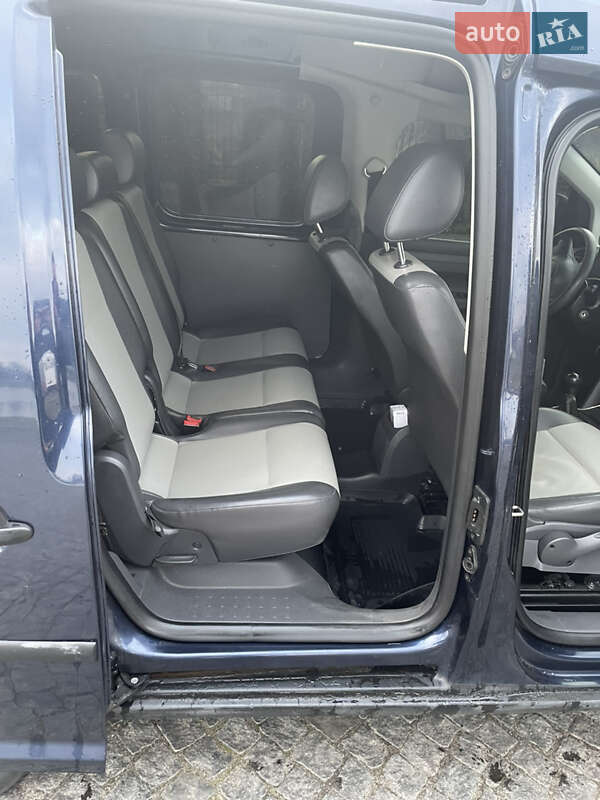 Минивэн Volkswagen Caddy 2012 в Львове