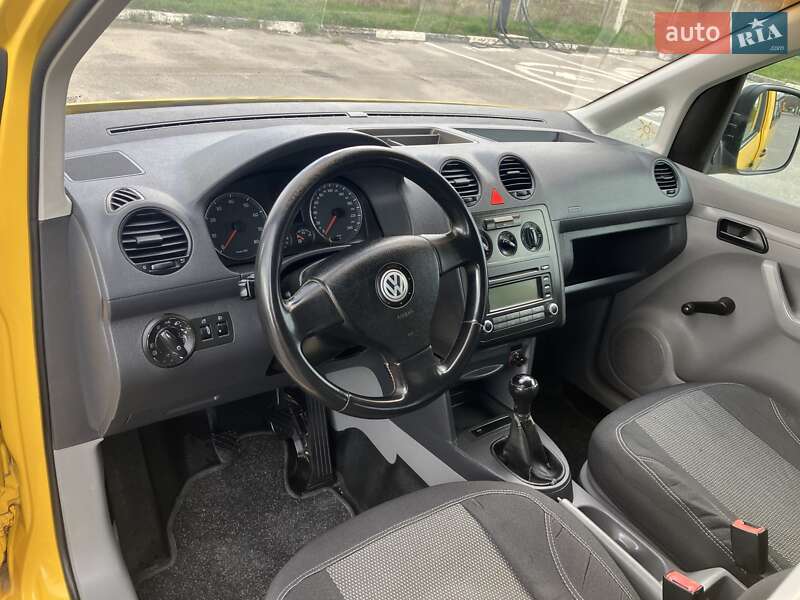 Минивэн Volkswagen Caddy 2006 в Виннице