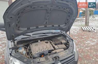 Мінівен Volkswagen Caddy 2011 в 