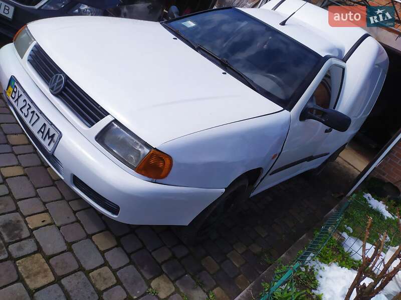 Пикап Volkswagen Caddy 2003 в Хмельницком