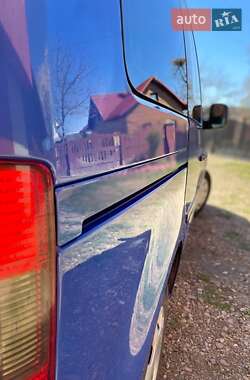 Минивэн Volkswagen Caddy 2010 в 