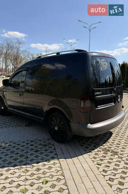 Грузовой фургон Volkswagen Caddy 2009 в 