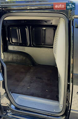 Грузовой фургон Volkswagen Caddy 2009 в 