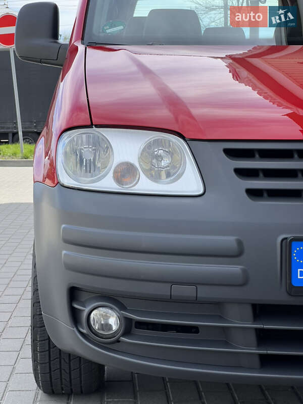Минивэн Volkswagen Caddy 2010 в Житомире