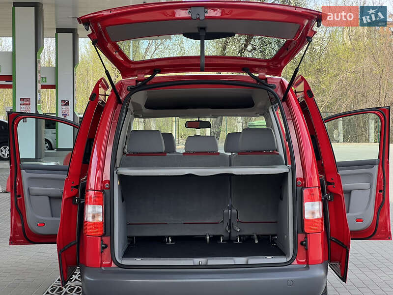 Минивэн Volkswagen Caddy 2010 в Житомире