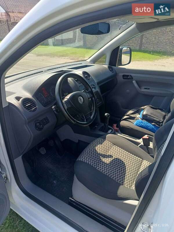 Минивэн Volkswagen Caddy 2007 в Кременчуге
