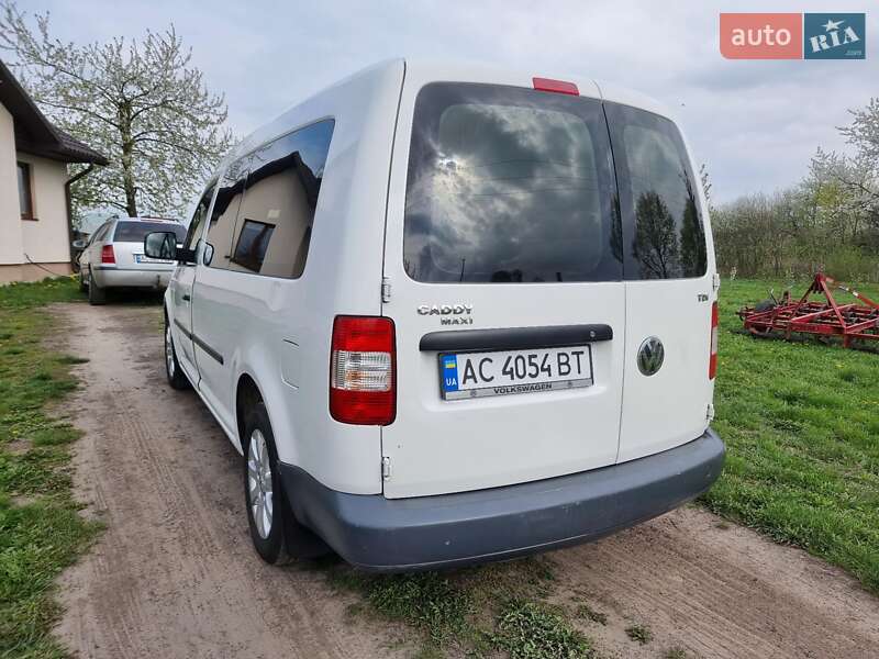 Минивэн Volkswagen Caddy 2008 в Иваничах