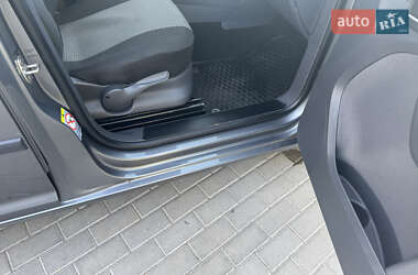 Минивэн Volkswagen Caddy 2014 в 