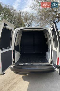 Грузовой фургон Volkswagen Caddy 2013 в 