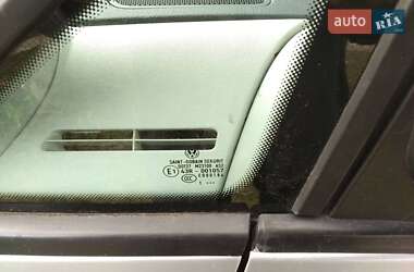 Минивэн Volkswagen Caddy 2011 в 