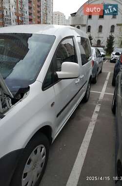Мінівен Volkswagen Caddy 2010 в 