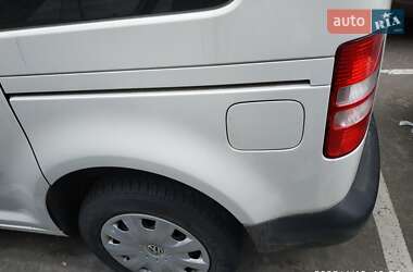 Мінівен Volkswagen Caddy 2010 в 