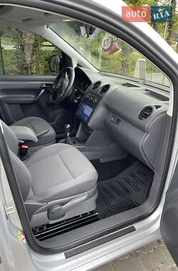 Мінівен Volkswagen Caddy 2014 в 