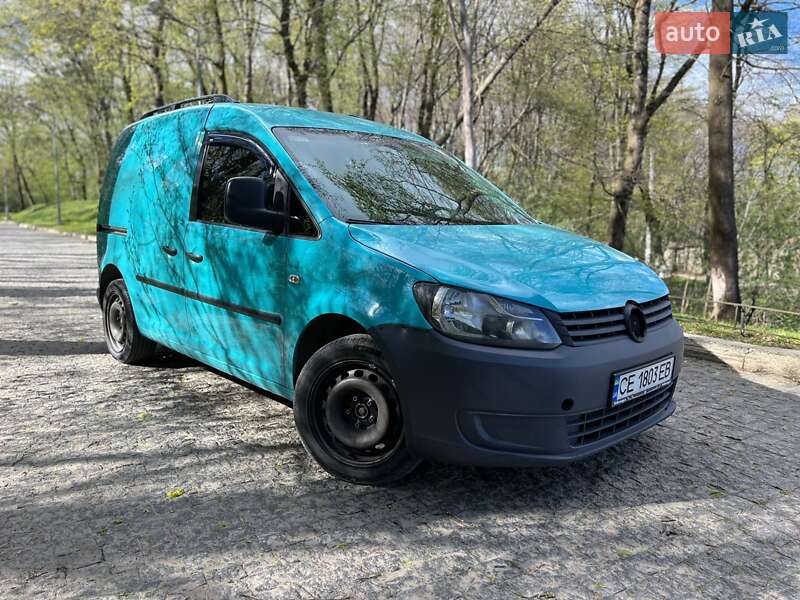 Грузовой фургон Volkswagen Caddy 2012 в Черновцах