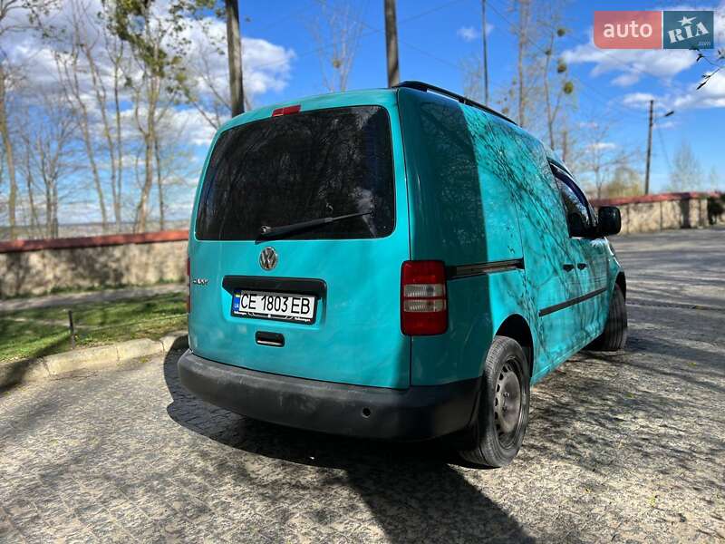 Грузовой фургон Volkswagen Caddy 2012 в Черновцах