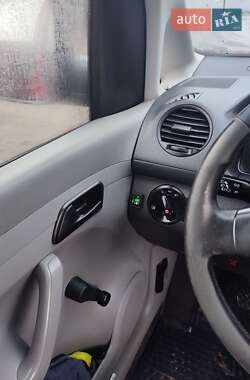 Минивэн Volkswagen Caddy 2009 в 
