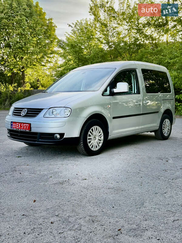 Минивэн Volkswagen Caddy 2009 в Шепетовке