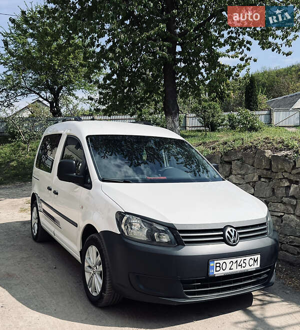 Минивэн Volkswagen Caddy 2013 в 