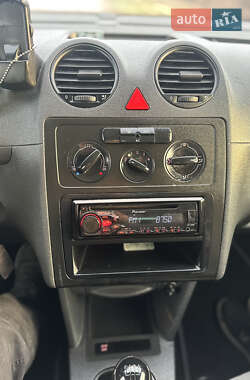 Минивэн Volkswagen Caddy 2009 в 