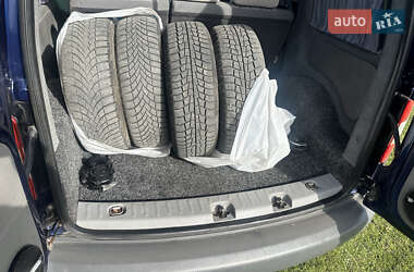 Минивэн Volkswagen Caddy 2009 в 