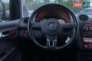 Мінівен Volkswagen Caddy 2014 в 