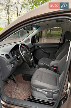 Минивэн Volkswagen Caddy 2011 в 