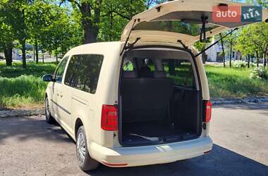 Мінівен Volkswagen Caddy 2015 в 