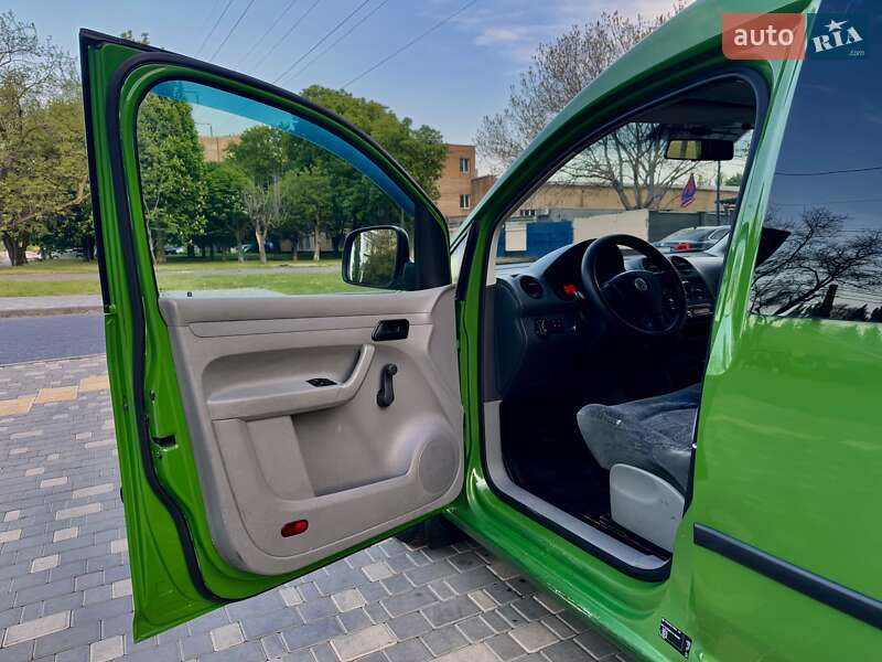 Минивэн Volkswagen Caddy 2007 в Одессе фото 46 Минивэн Volkswagen Caddy 2007 в Одессе