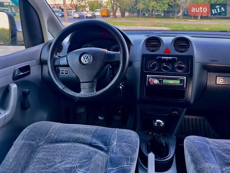 Минивэн Volkswagen Caddy 2007 в Одессе фото 54 Минивэн Volkswagen Caddy 2007 в Одессе