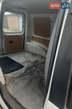 Грузовой фургон Volkswagen Caddy 2005 в 