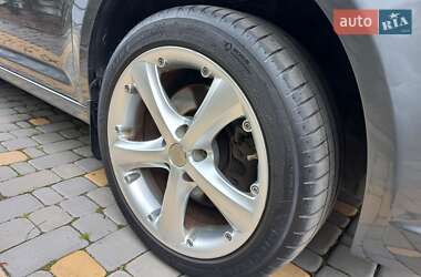 Минивэн Volkswagen Caddy 2011 в 