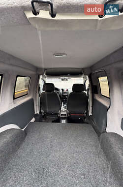 Вантажний фургон Volkswagen Caddy 2007 в 