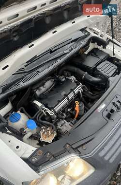 Минивэн Volkswagen Caddy 2005 в 