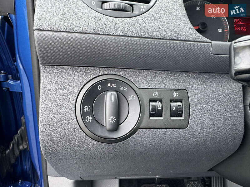 Мінівен Volkswagen Caddy 2010 в Мукачевому