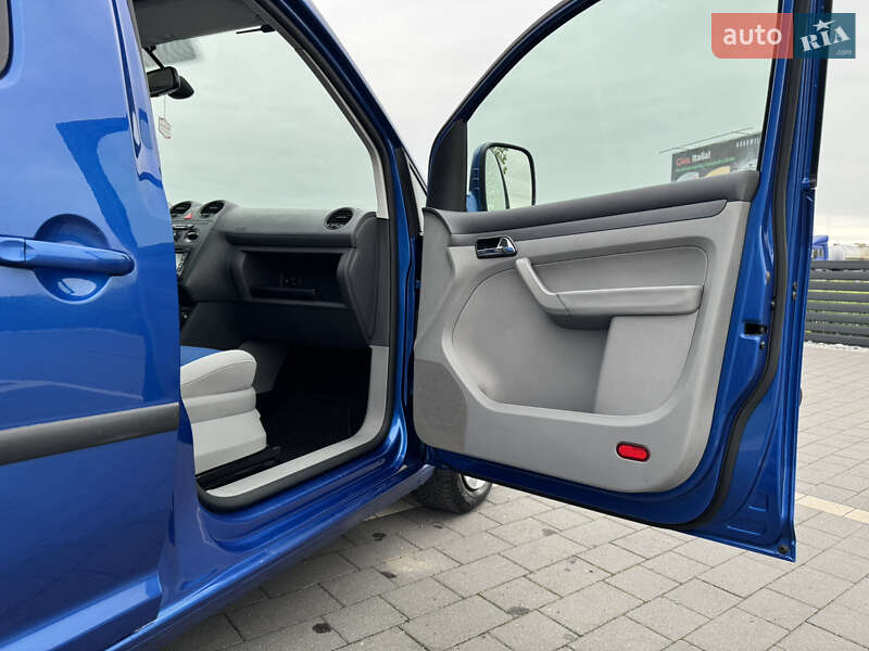 Мінівен Volkswagen Caddy 2010 в Мукачевому