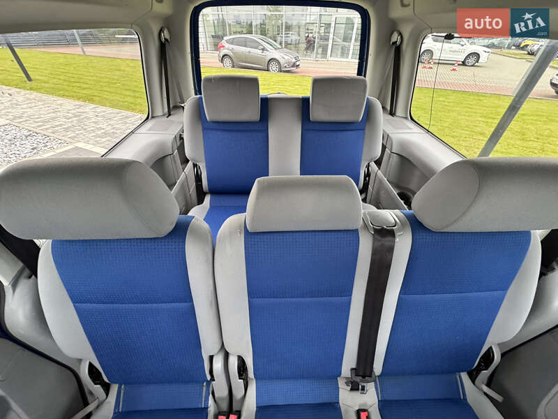 Мінівен Volkswagen Caddy 2010 в Мукачевому