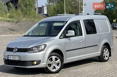 Вантажопасажирський фургон Volkswagen Caddy 2013 в Хмельницькому