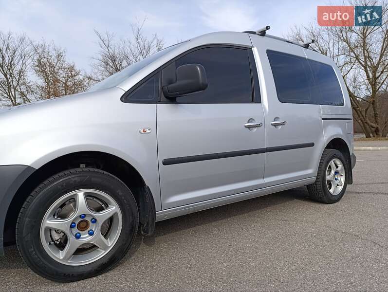 Мінівен Volkswagen Caddy 2009 в Києві