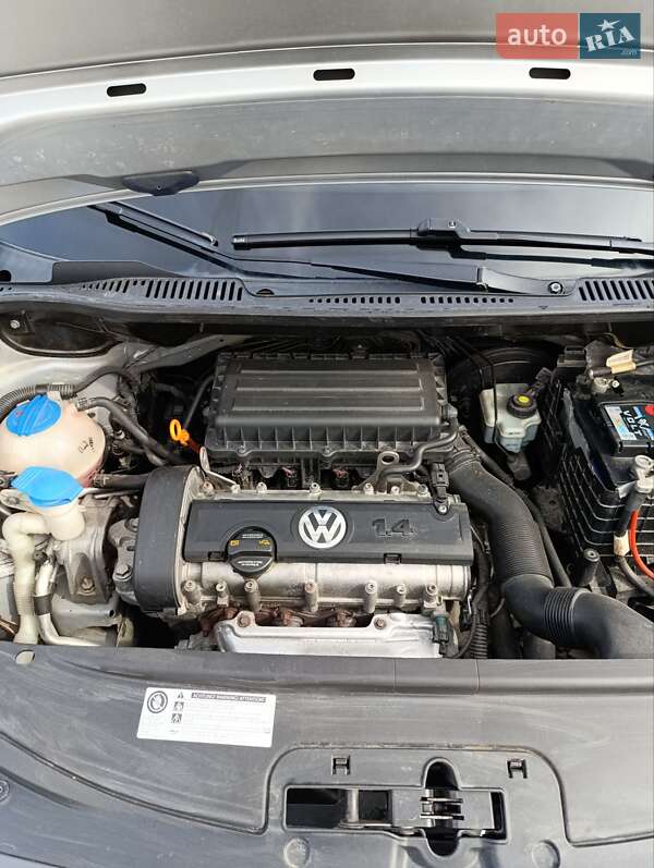 Мінівен Volkswagen Caddy 2009 в Києві