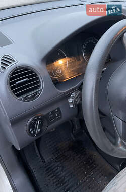 Грузовой фургон Volkswagen Caddy 2013 в 