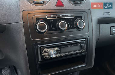 Грузовой фургон Volkswagen Caddy 2013 в 