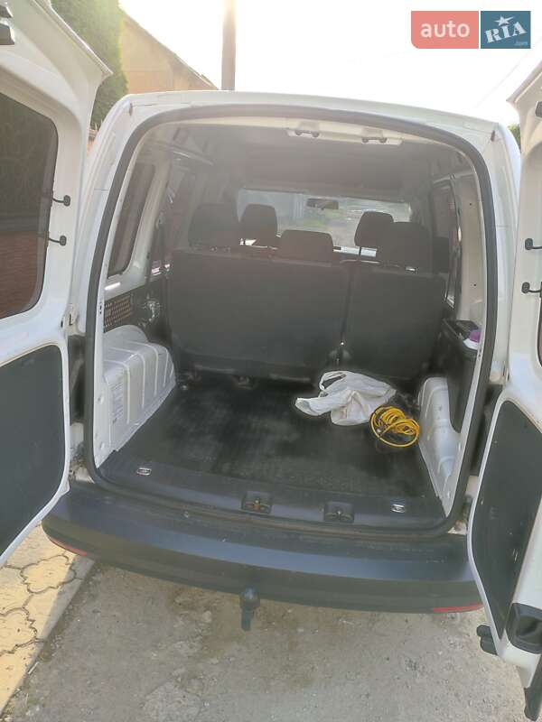 Мінівен Volkswagen Caddy 2016 в Великому Березному