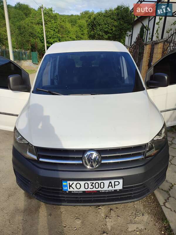 Мінівен Volkswagen Caddy 2016 в 