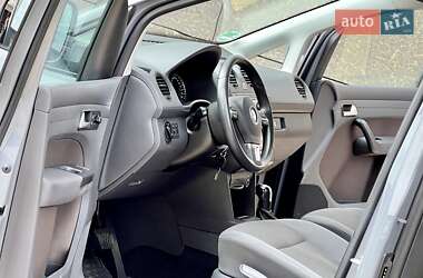 Мінівен Volkswagen Caddy 2011 в 