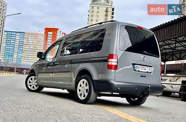 Мінівен Volkswagen Caddy 2011 в 