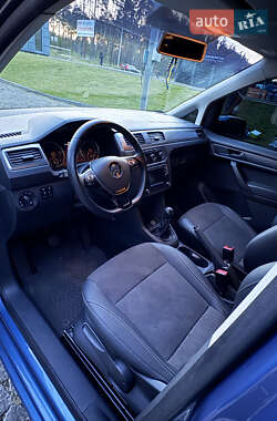 Грузопассажирский фургон Volkswagen Caddy 2015 в 